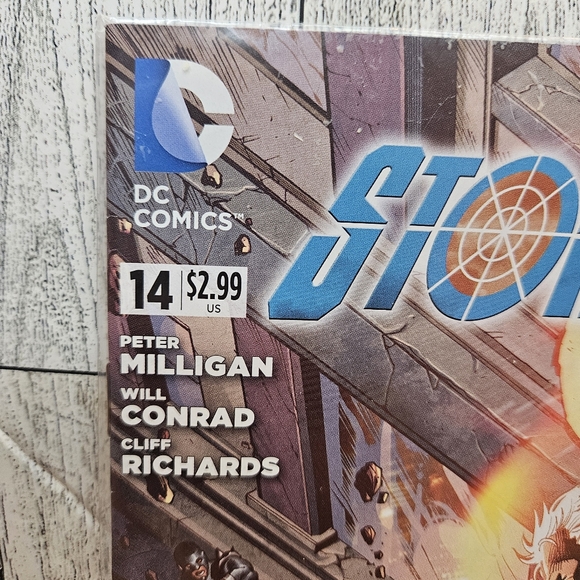 Stormwatch #14 The New 52! Apollo Unleased! DC Comics Comic Book - Picture 2 of 4